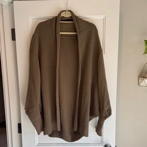 Slouchy Women's No Closure Cardigan